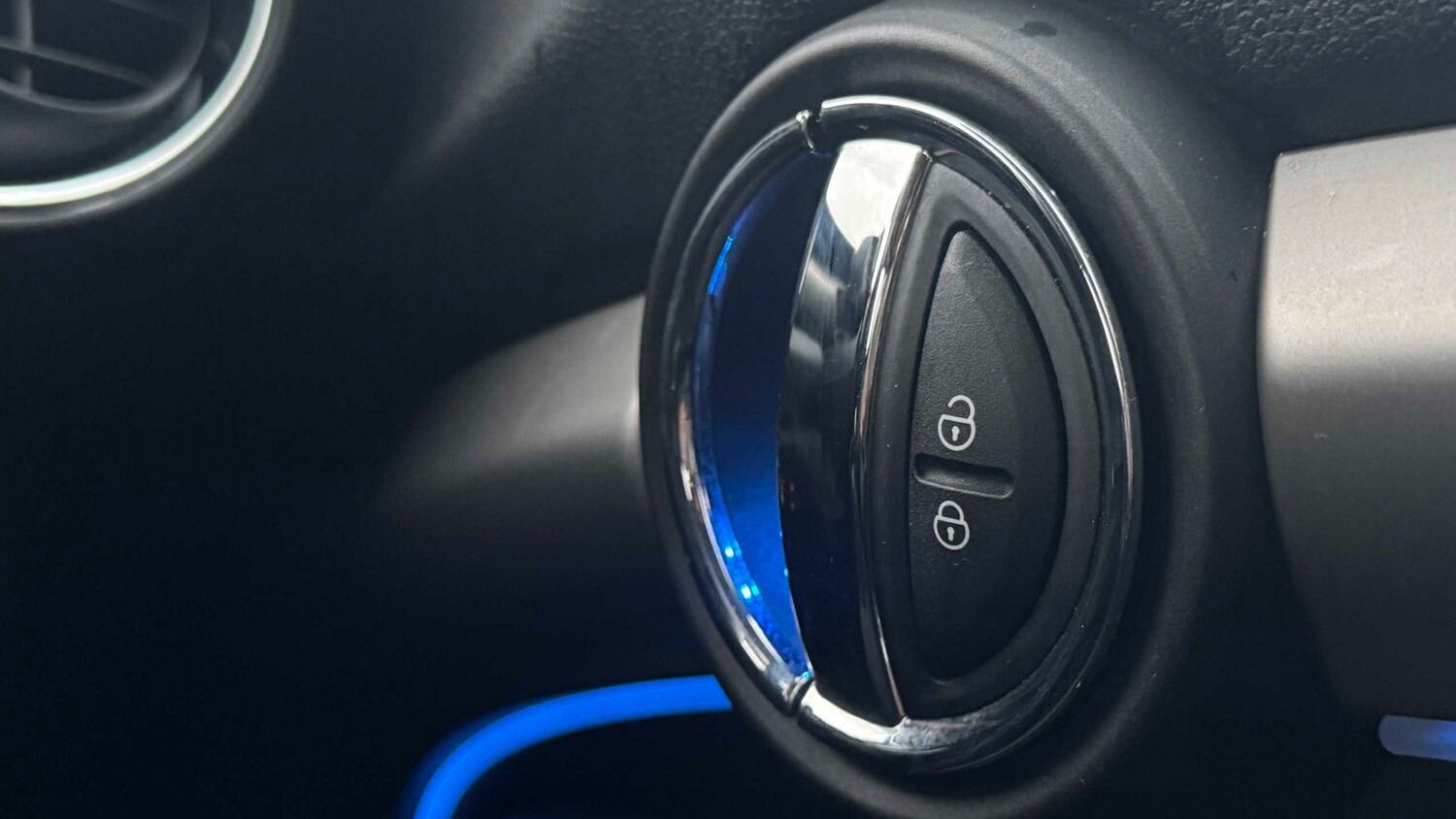 Used MINI Hatch 2020 for sale - 77347972: Photo 28