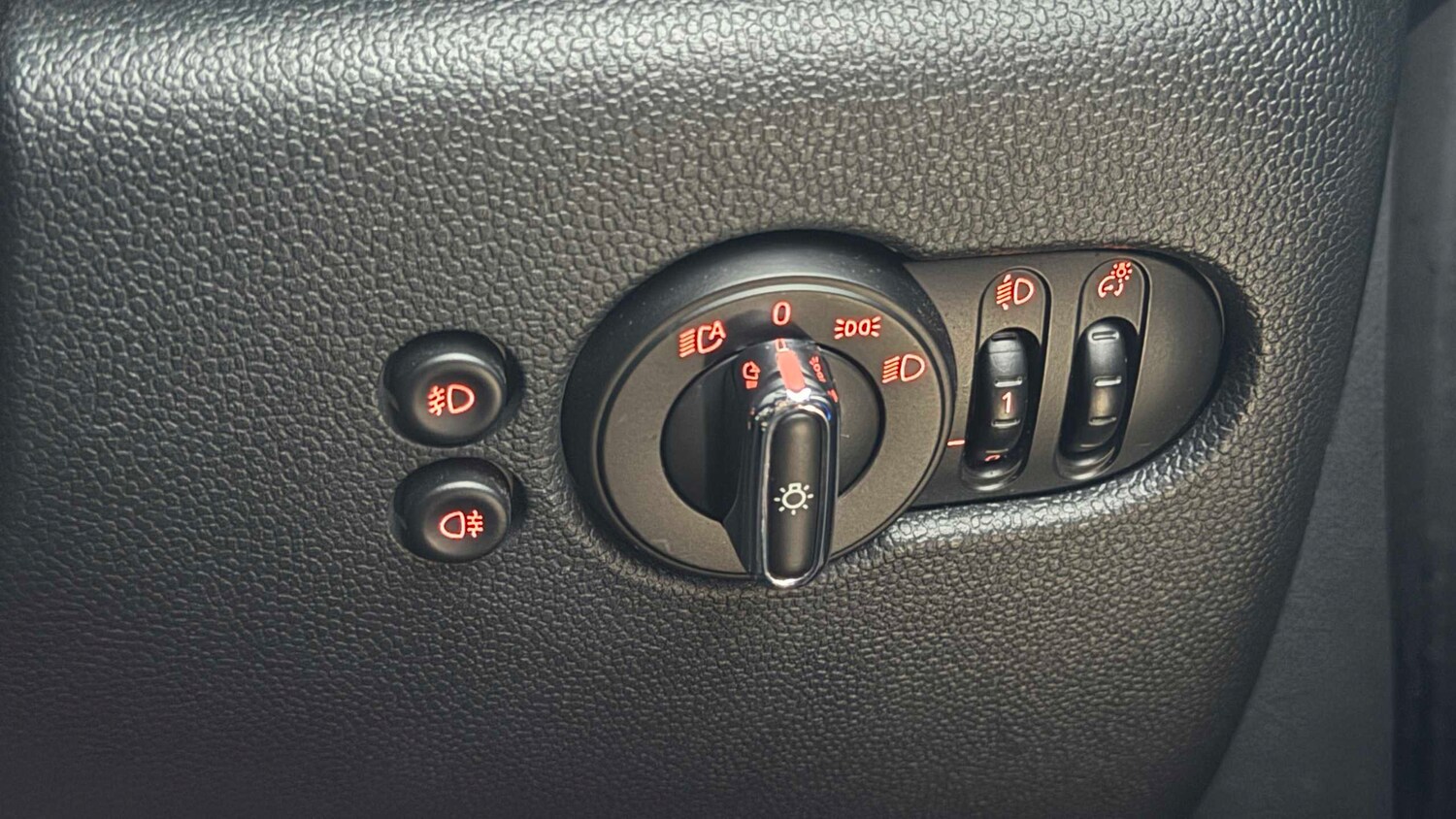 Used MINI Hatch 2020 for sale - 77347972: Photo 29