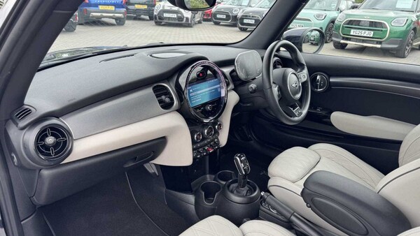 Used MINI Hatch 2021 for sale - 75649333: Photo 12
