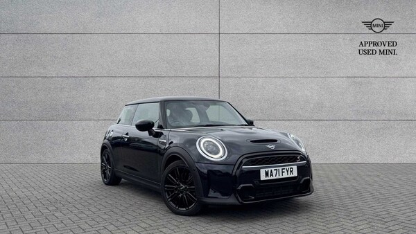 Used MINI Hatch 2021 for sale - 75649333: Photo 1