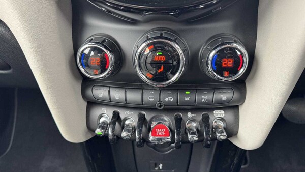 Used MINI Hatch 2021 for sale - 75649333: Photo 22