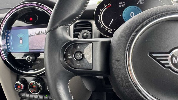 Used MINI Hatch 2021 for sale - 75649333: Photo 27