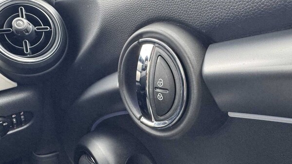 Used MINI Hatch 2021 for sale - 75649333: Photo 32