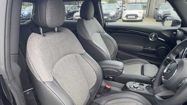 Used MINI Hatch 2022 for sale - 76156147: Photo 11