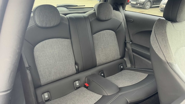 Used MINI Hatch 2022 for sale - 76156147: Photo 12