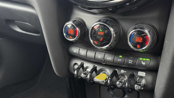 Used MINI Hatch 2022 for sale - 76156147: Photo 29