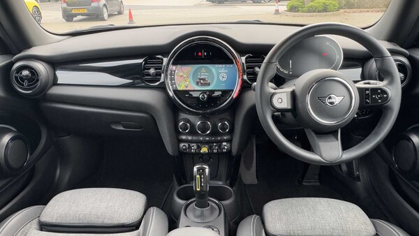Used MINI Hatch 2022 for sale - 76156147: Photo 4