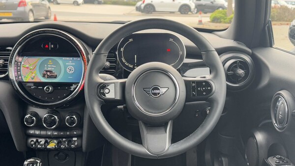 Used MINI Hatch 2022 for sale - 76156147: Photo 5