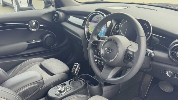 Used MINI Hatch 2022 for sale - 76156147: Photo 6
