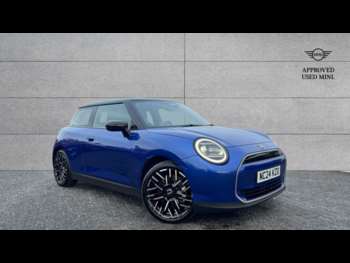 2024 - 135kW E Exclusive [Level 1] 41kWh 3dr Auto