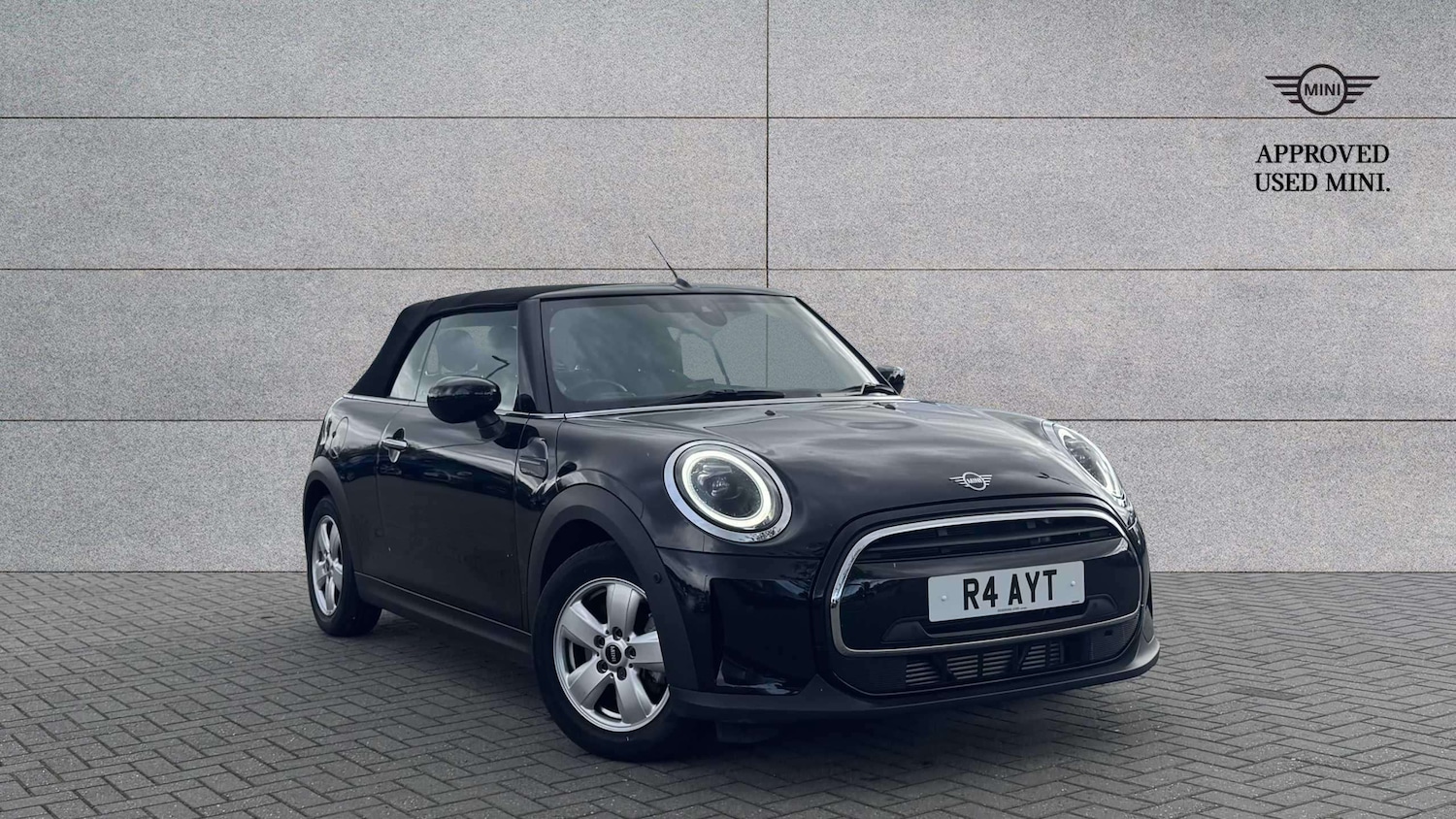 Used MINI Convertible 2023 for sale - 76004384: Photo 1