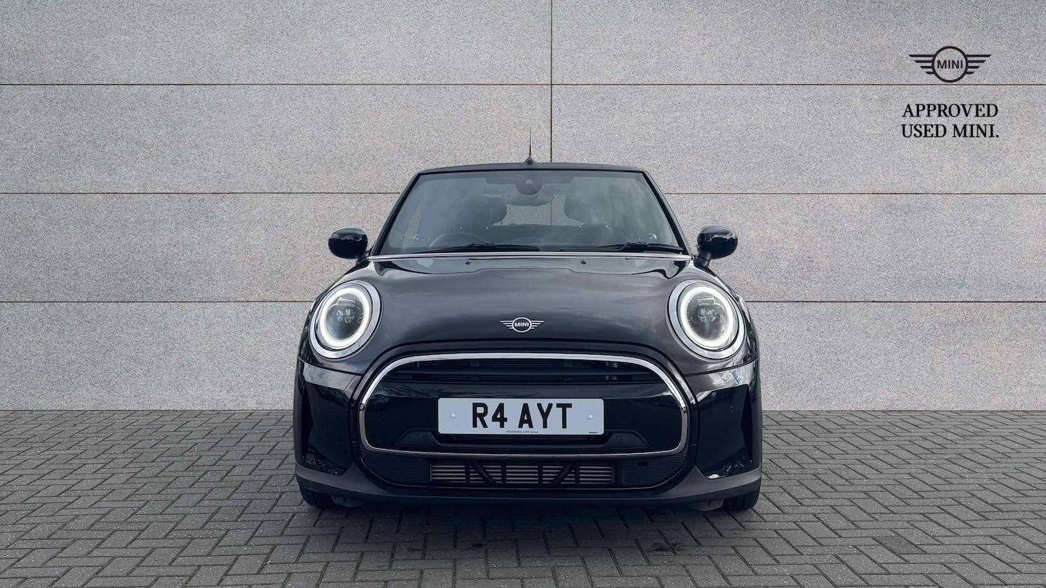 Used MINI Convertible 2023 for sale - 76004384: Photo 3