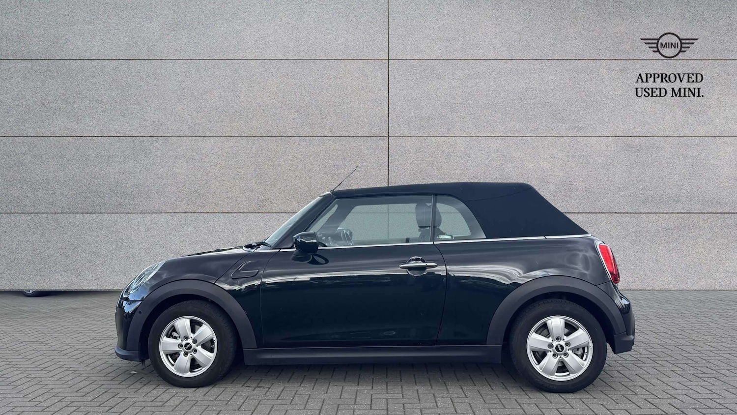 Used MINI Convertible 2023 for sale - 76004384: Photo 5