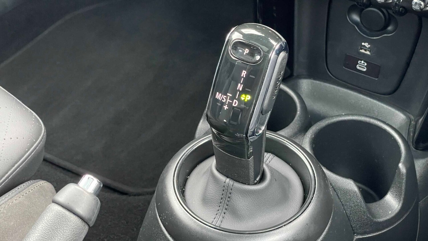 Used MINI Hatch 2023 for sale - 77698940: Photo 9