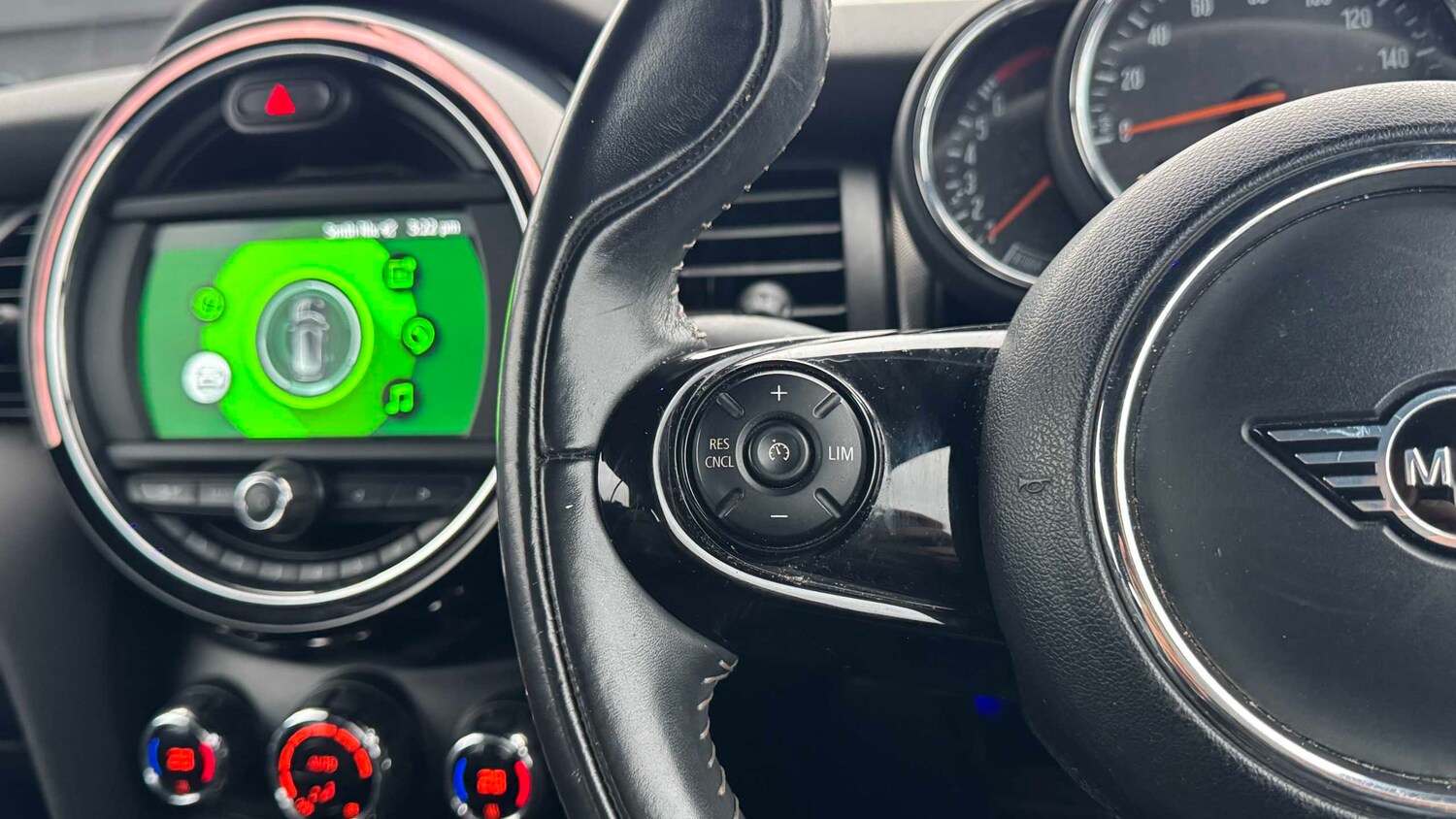 Used MINI Convertible 2019 for sale - 77429108: Photo 16