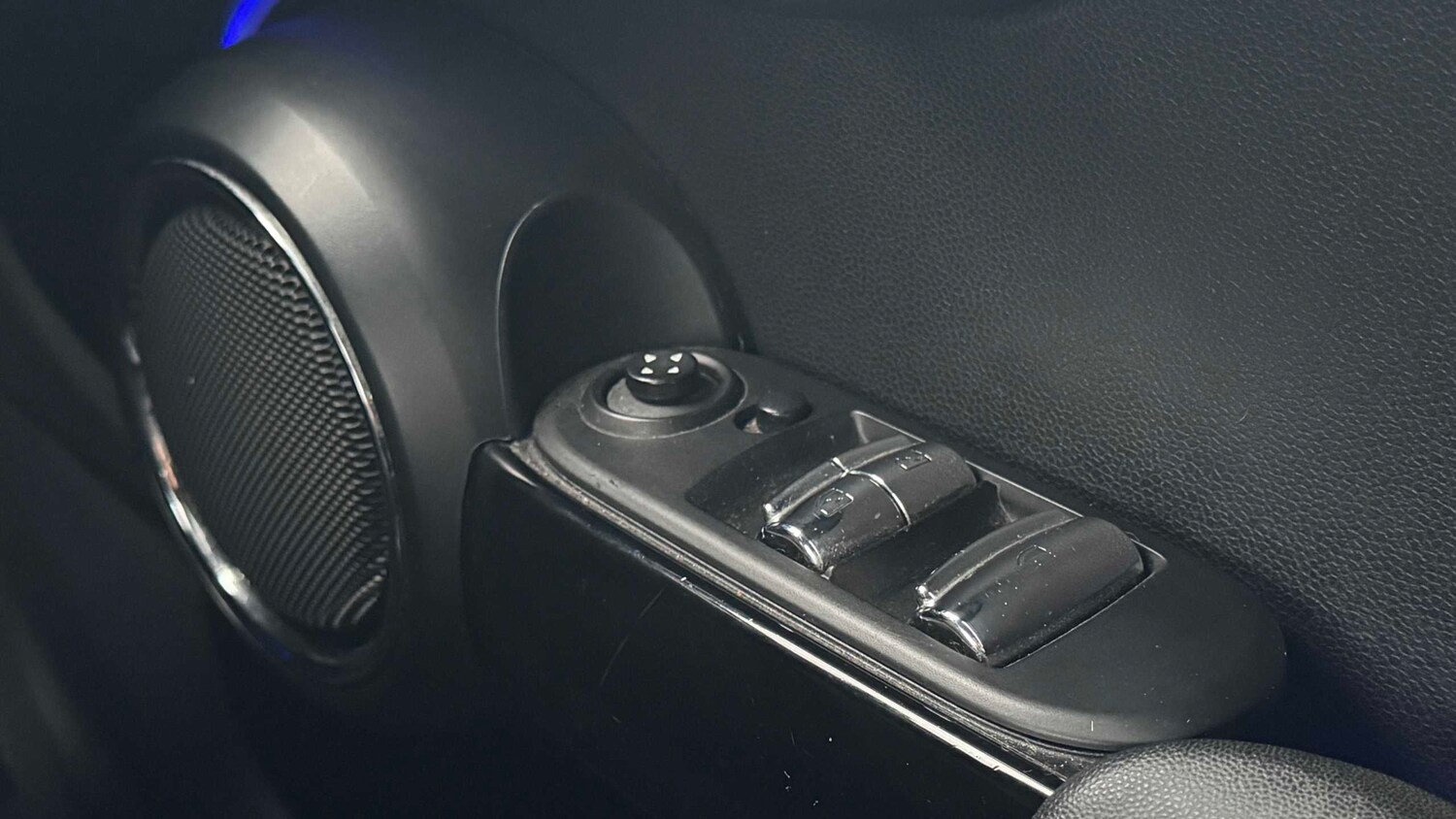 Used MINI Convertible 2019 for sale - 77429108: Photo 27