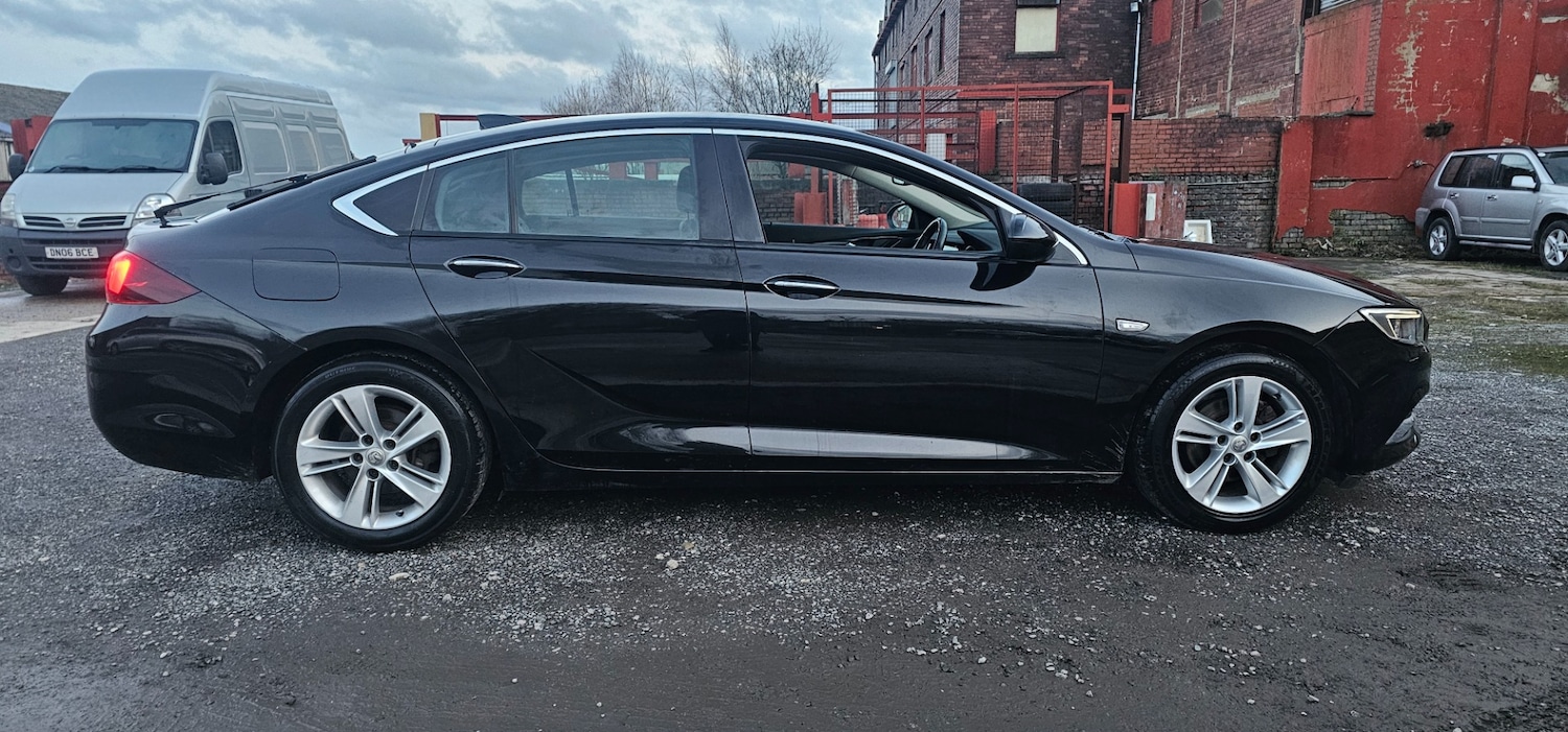 Used Vauxhall Insignia 2017 for sale - 77313854: Photo 9