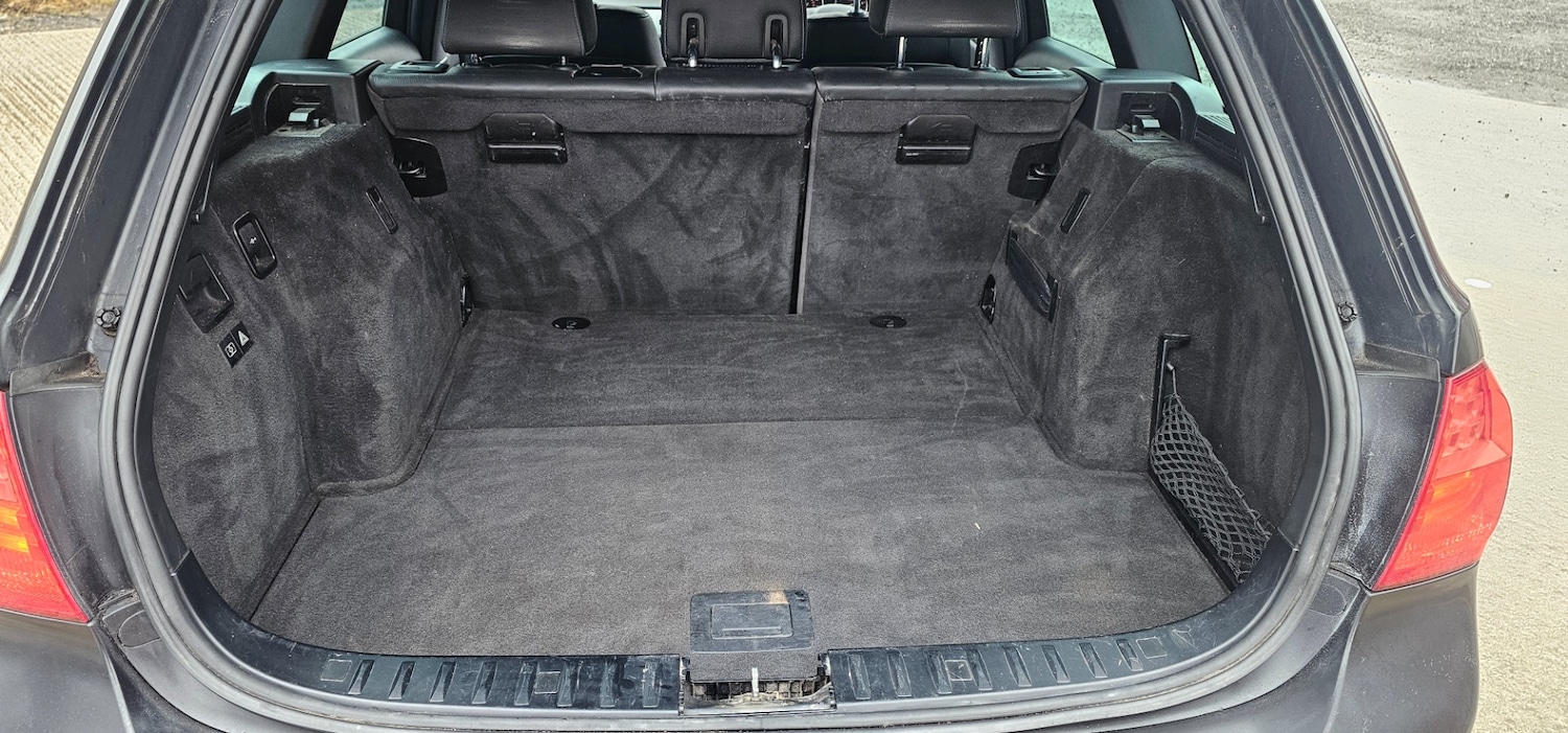 Used BMW 3 Series 2011 for sale - 77494256: Photo 10