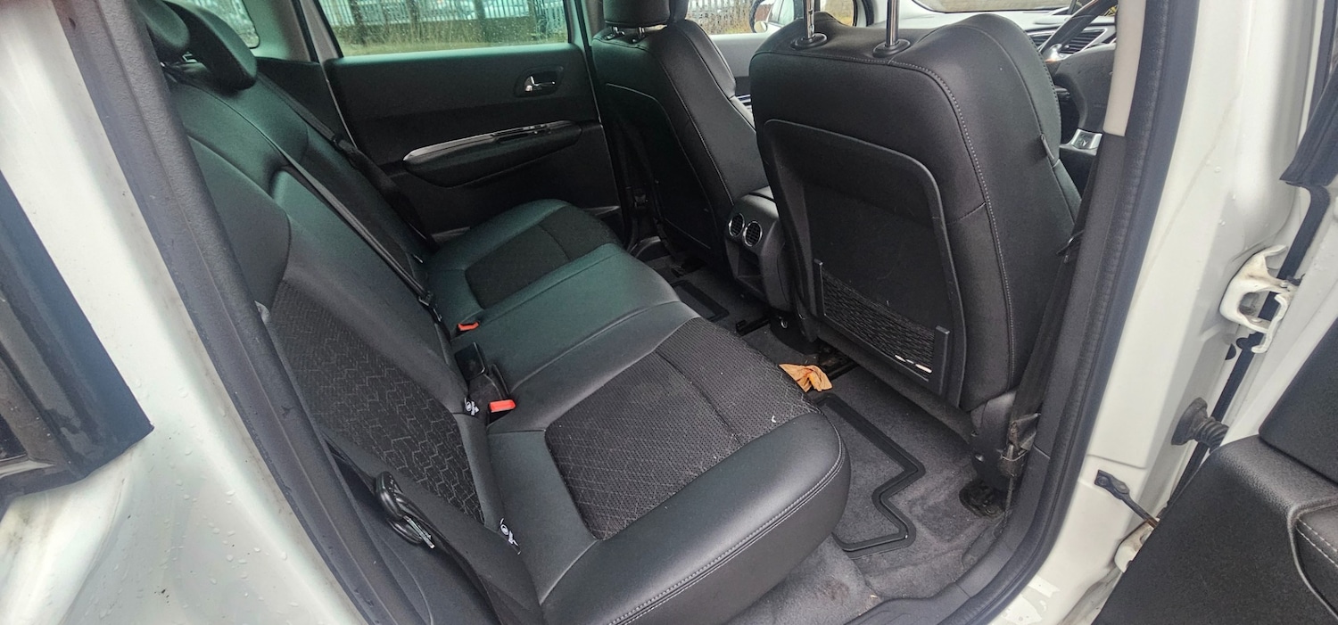 Used Peugeot 3008 2015 for sale - 77548670: Photo 11