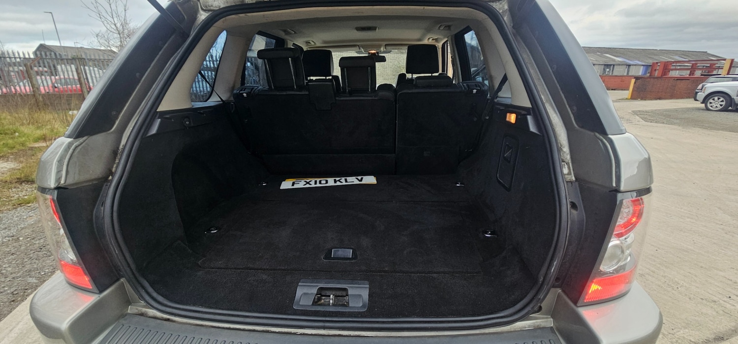 Used Land Rover Range Rover Sport 2010 for sale - 77997633: Photo 12