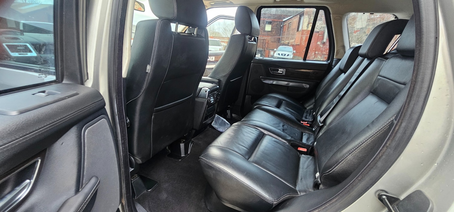 Used Land Rover Range Rover Sport 2010 for sale - 77997633: Photo 14