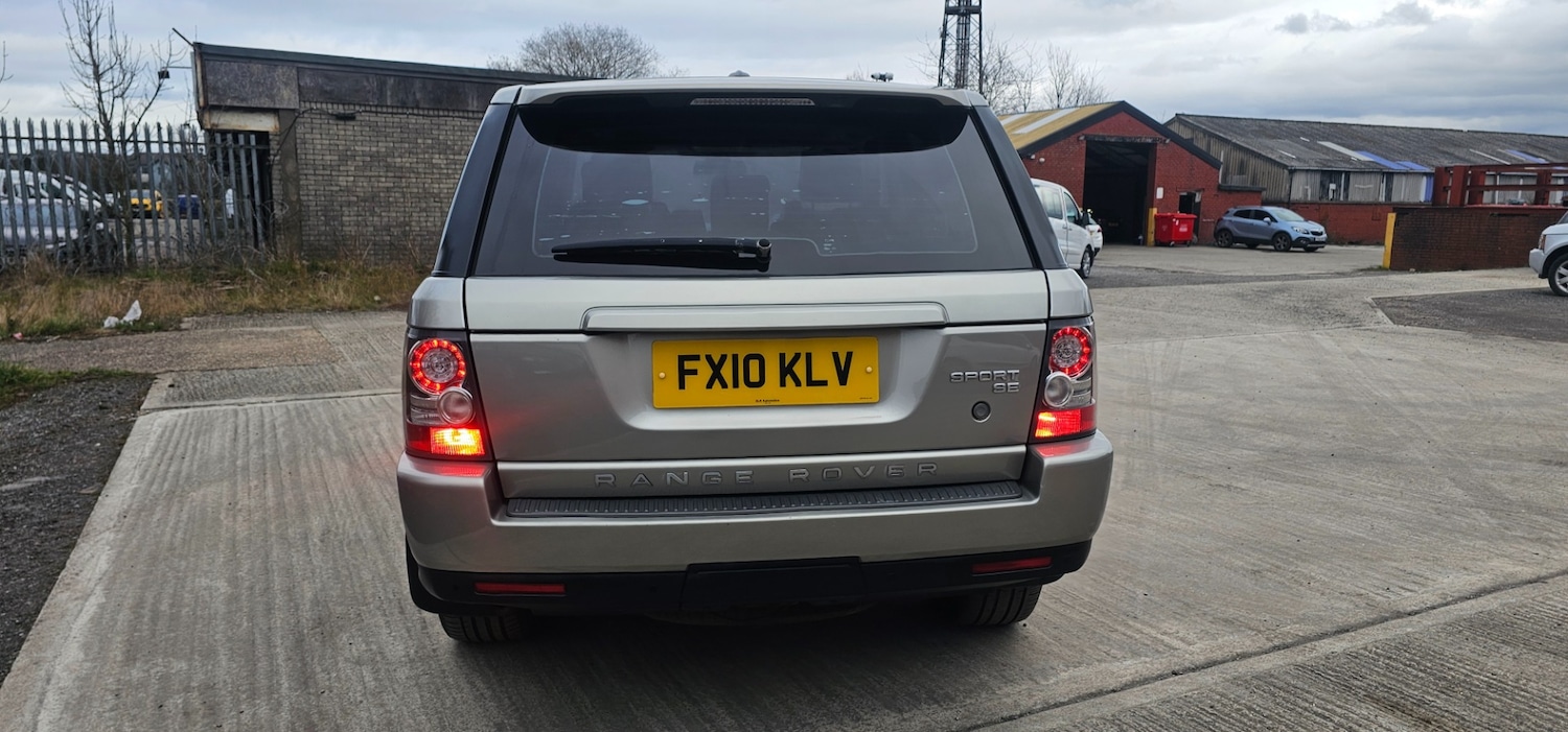 Used Land Rover Range Rover Sport 2010 for sale - 77997633: Photo 4