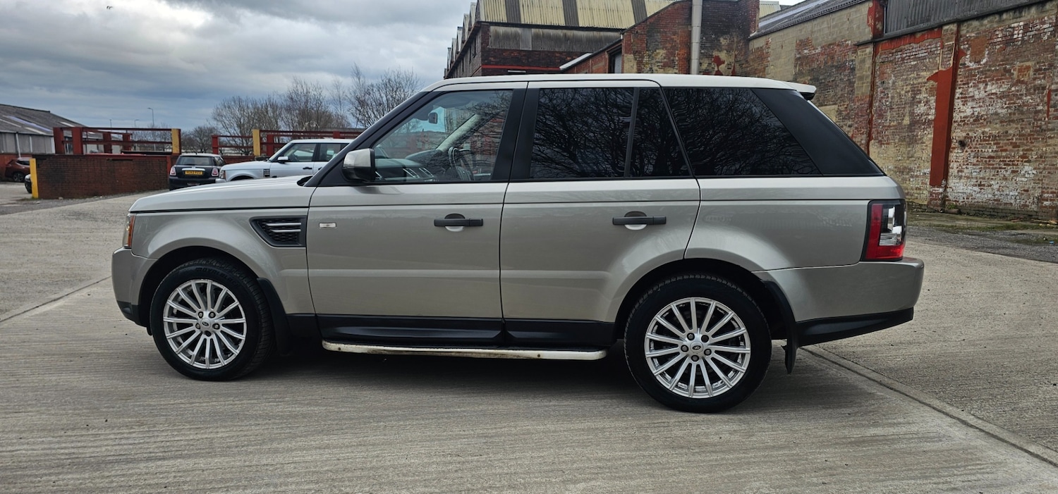Used Land Rover Range Rover Sport 2010 for sale - 77997633: Photo 6