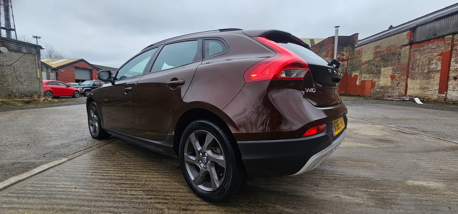 Used Volvo V40 2015 for sale - 77790080: Photo 15