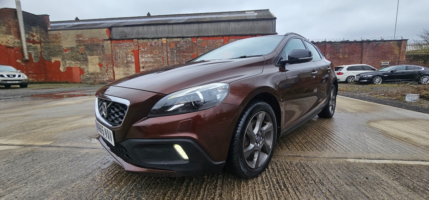 Used Volvo V40 2015 for sale - 77790080: Photo 16