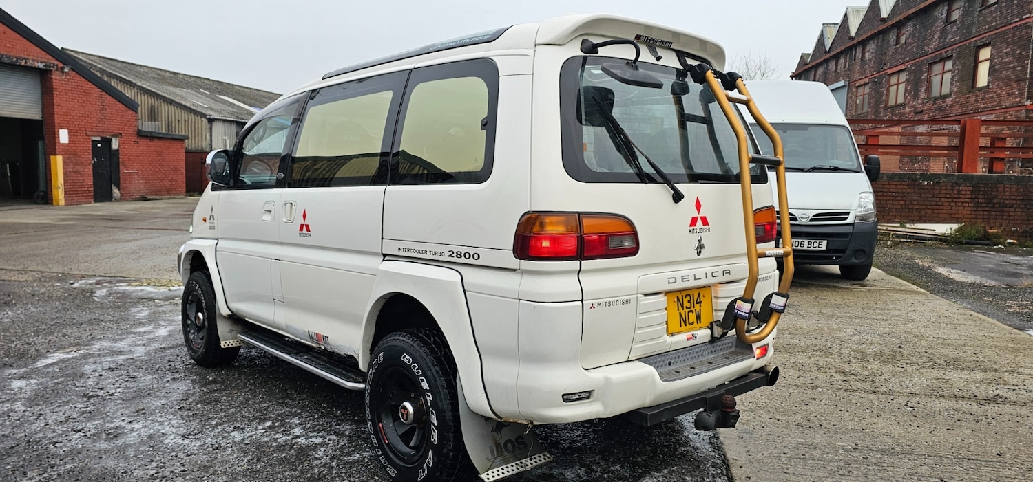 Used Mitsubishi Delica 2007 for sale - 77314271: Photo 12