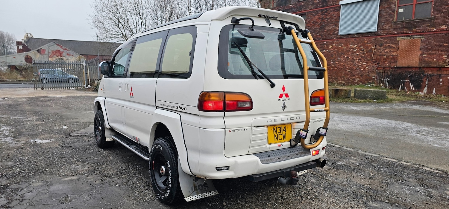 Used Mitsubishi Delica 2007 for sale - 77314271: Photo 16