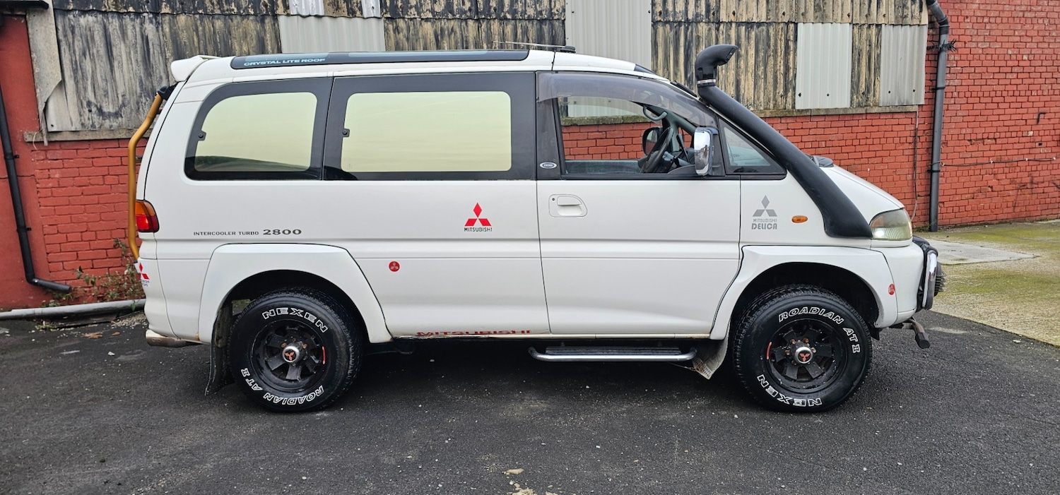 Used Mitsubishi Delica 2007 for sale - 77314271: Photo 2
