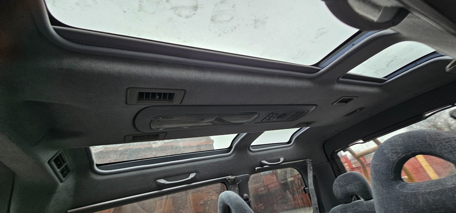 Used Mitsubishi Delica 2007 for sale - 77314271: Photo 23