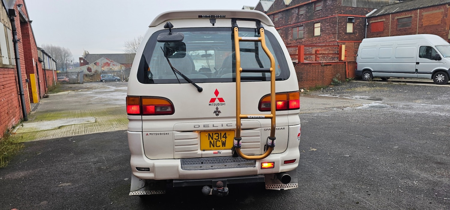 Used Mitsubishi Delica 2007 for sale - 77314271: Photo 5