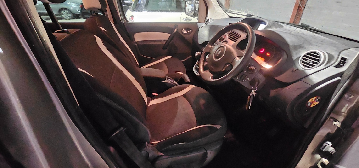 Used Renault Kangoo 2011 for sale - 77314255: Photo 12