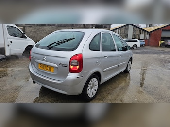 Used Citroen Xsara Picasso 2010 for sale - 77313870: Photo