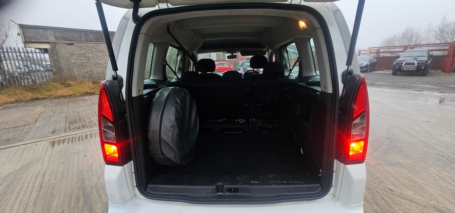 Used Peugeot Partner Tepee 2013 for sale - 78183536: Photo 12