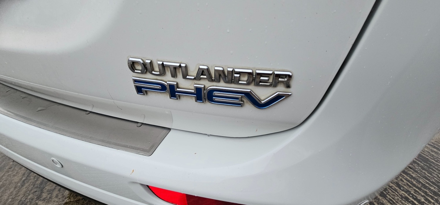Used Mitsubishi Outlander 2015 for sale - 77283889: Photo 15