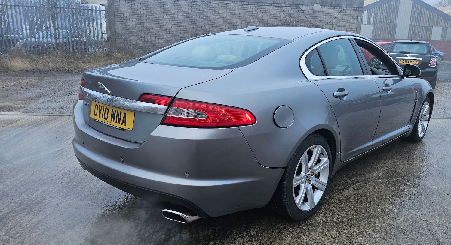 Used Jaguar XF 2010 for sale - 77357670: Photo 3