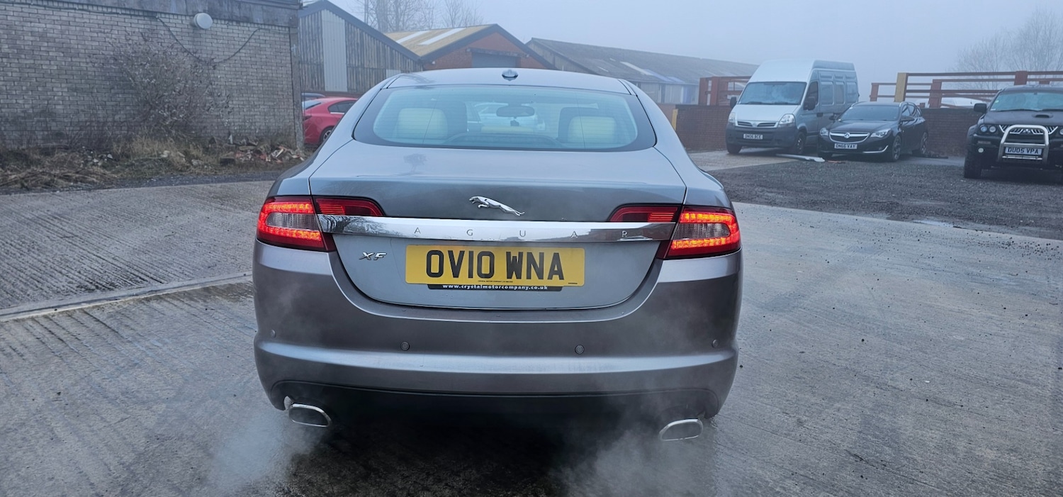 Used Jaguar XF 2010 for sale - 77357670: Photo 4