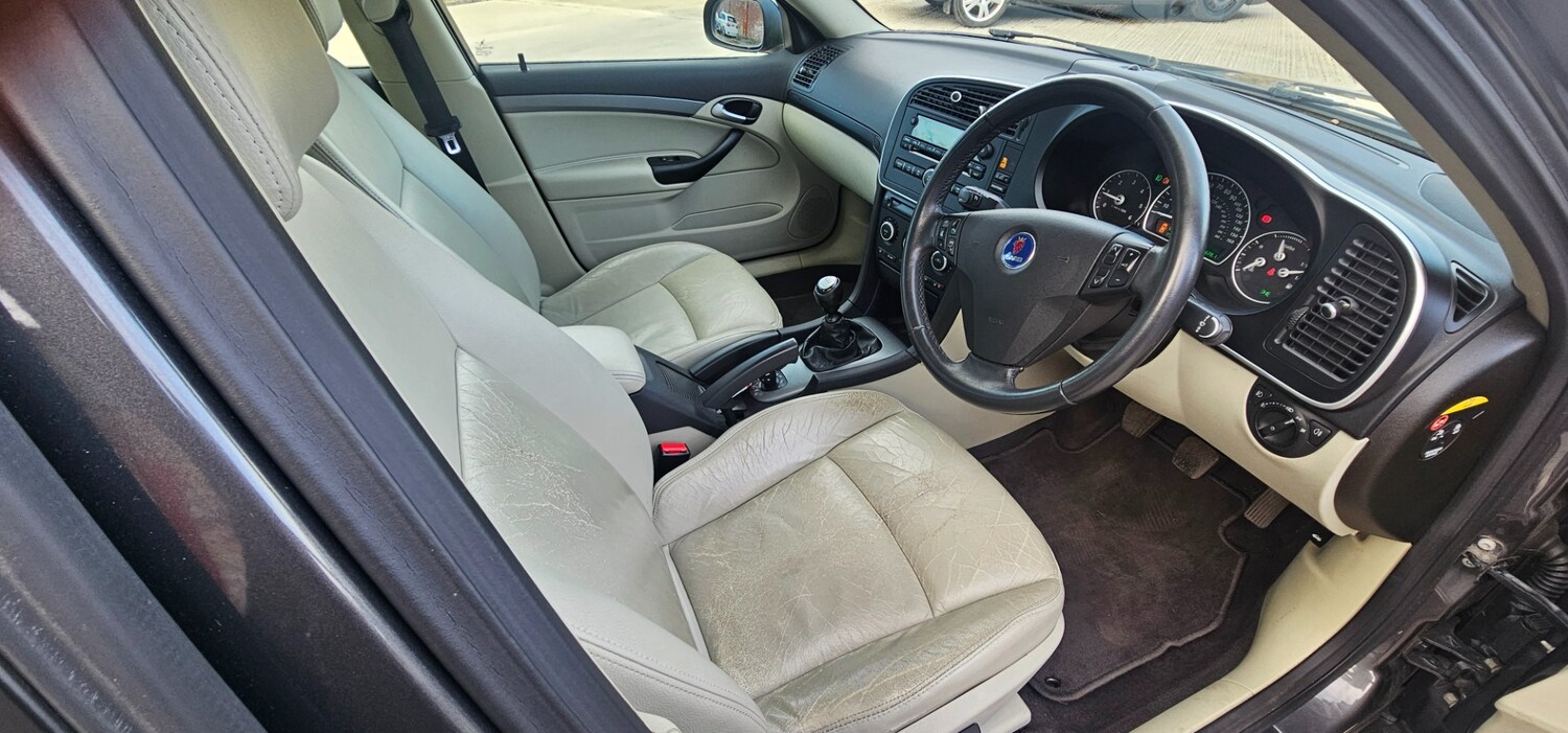 Used Saab 9-3 2011 for sale - 77682056: Photo 15