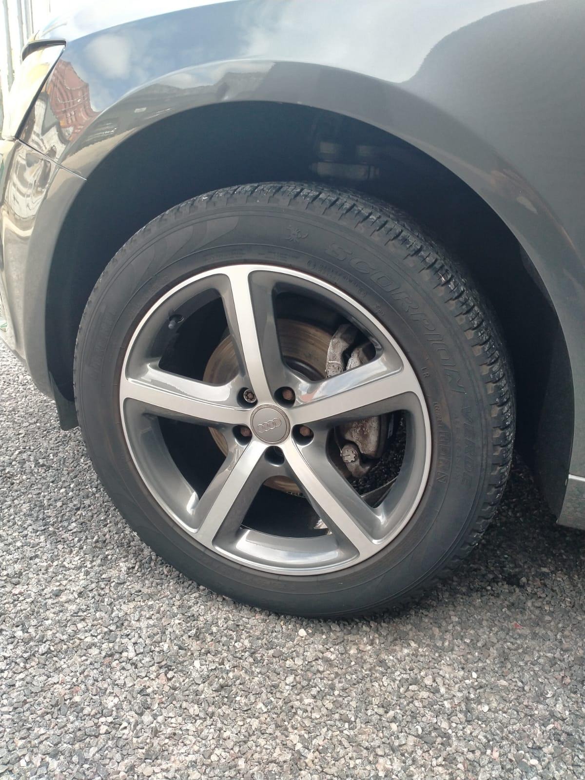 Used Audi Q5 2010 for sale - 78141103: Photo 2