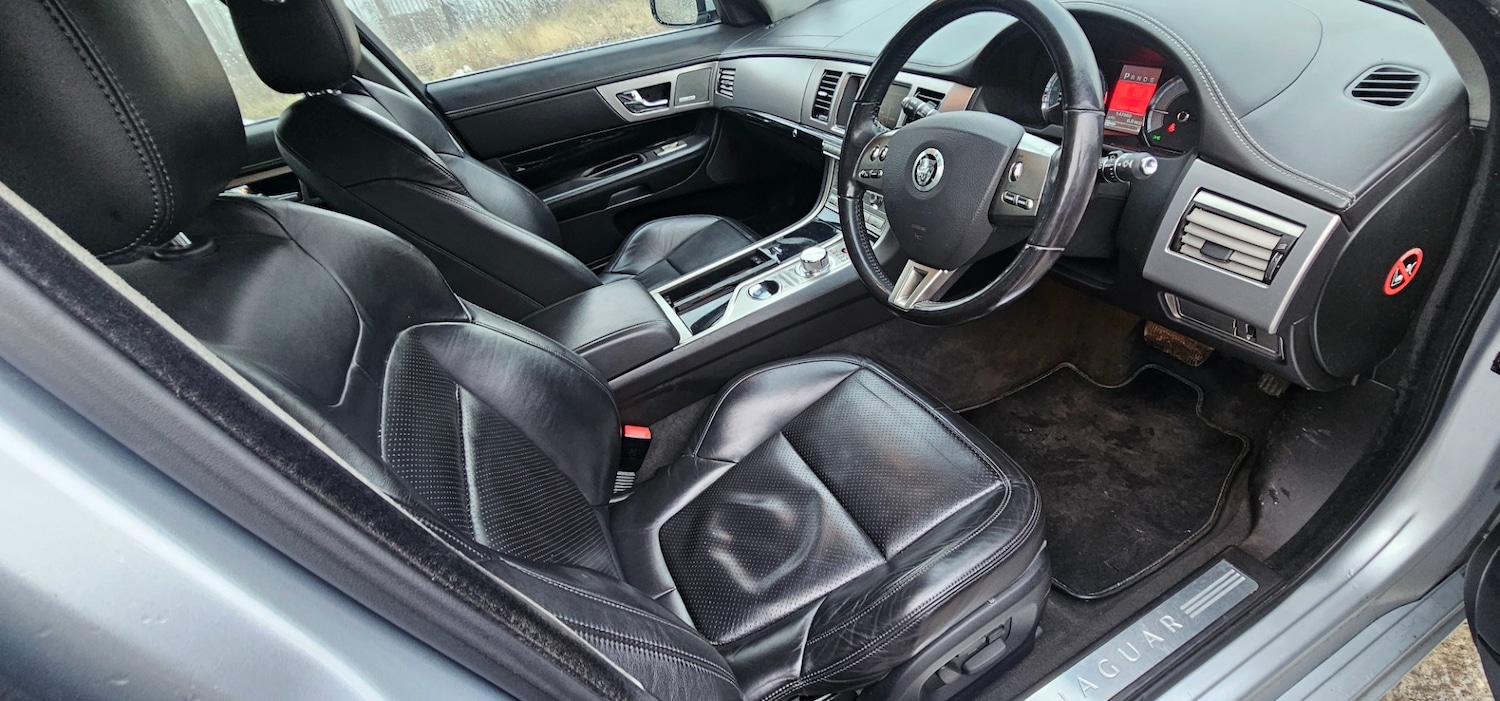 Used Jaguar XF 2011 for sale - 77357663: Photo 12