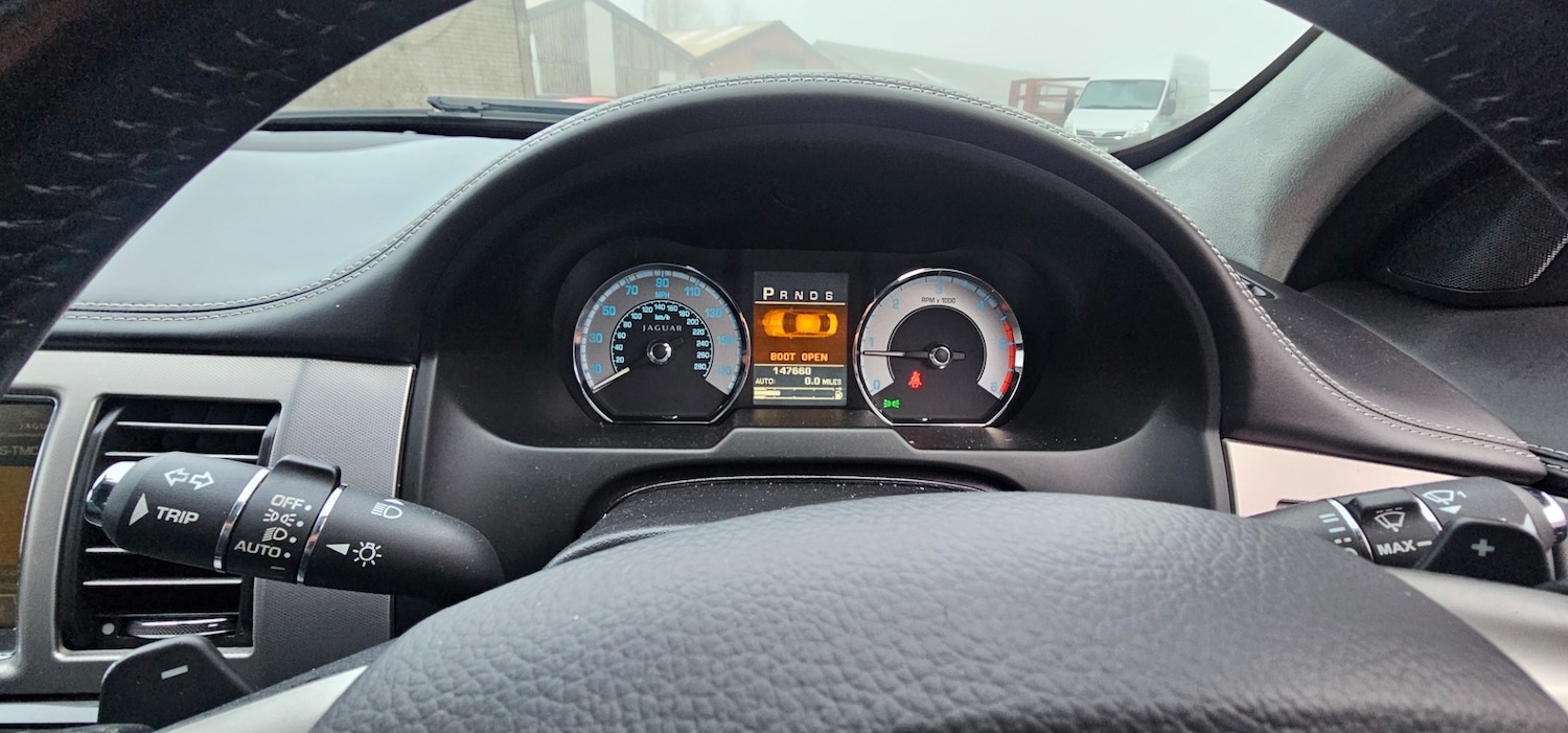 Used Jaguar XF 2011 for sale - 77357663: Photo 20