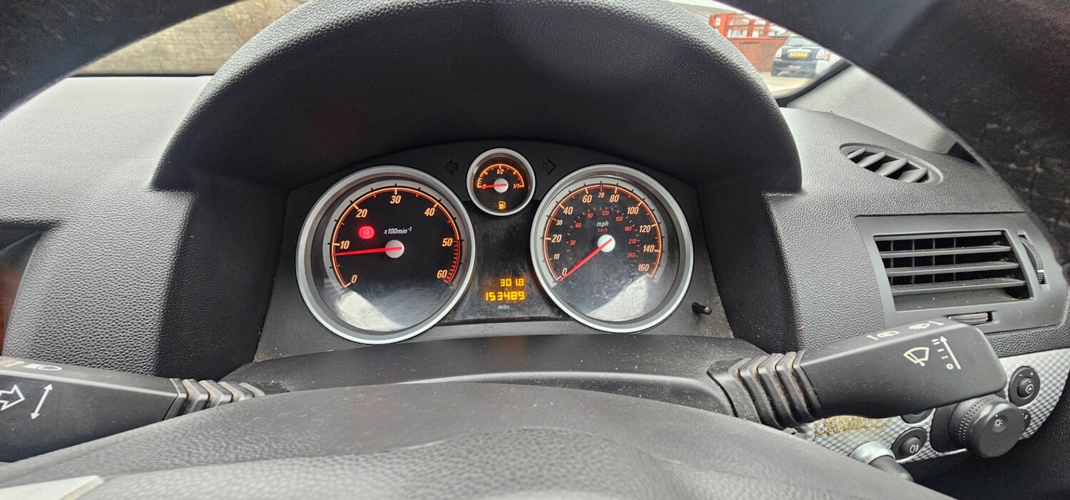 Used Vauxhall Astra 2010 for sale - 77790110: Photo 17