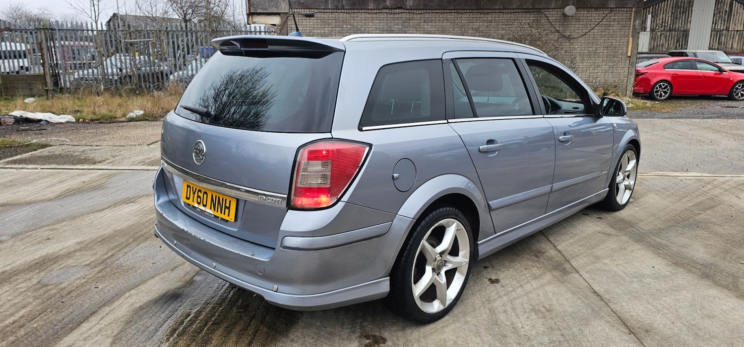 Used Vauxhall Astra 2010 for sale - 77790110: Photo 3
