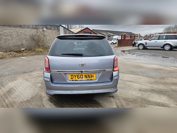 Used Vauxhall Astra 2010 for sale - 77790110: Photo