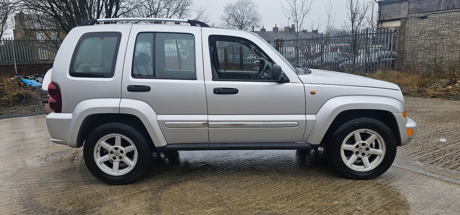 Used Jeep Cherokee 2007 for sale - 77548680: Photo 2