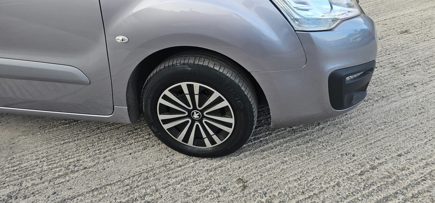 Used Peugeot Partner Tepee 2018 for sale - 77798798: Photo 10