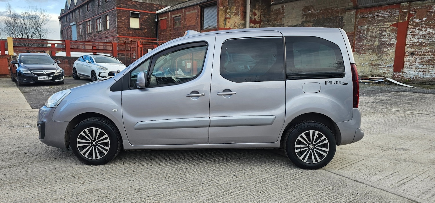 Used Peugeot Partner Tepee 2018 for sale - 77798798: Photo 6